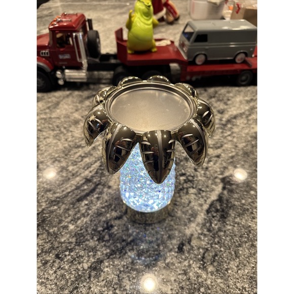 Palm Tree Color Changing Night Light Glitter Sparkle and Metal Candle Holder - Picture 2 of 11